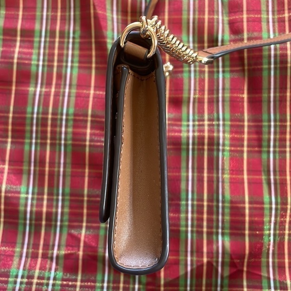 Brand New Michael Kors Large Chain Crossbody Clutch Purse in Brown & Luggage - Picture 5 of 16